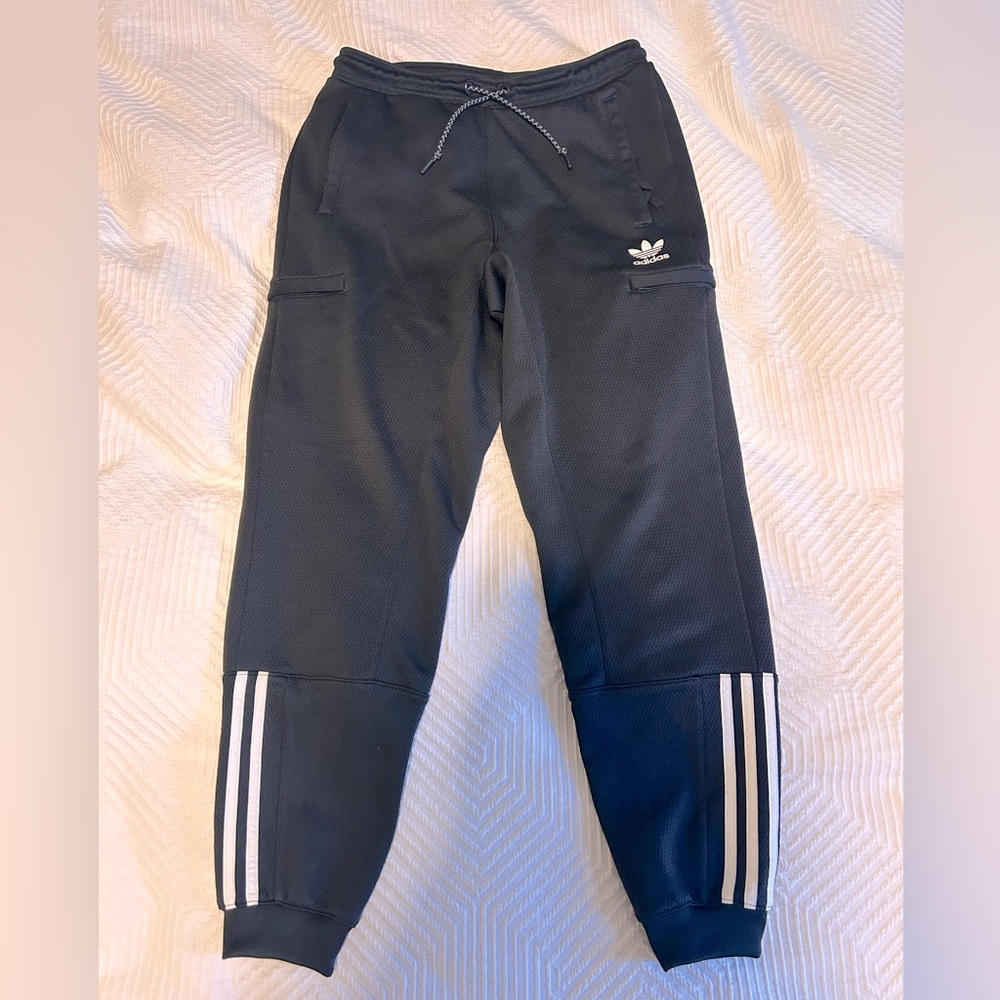 Adidas Cargo Jogger Trackpants - Men’s size small - Black